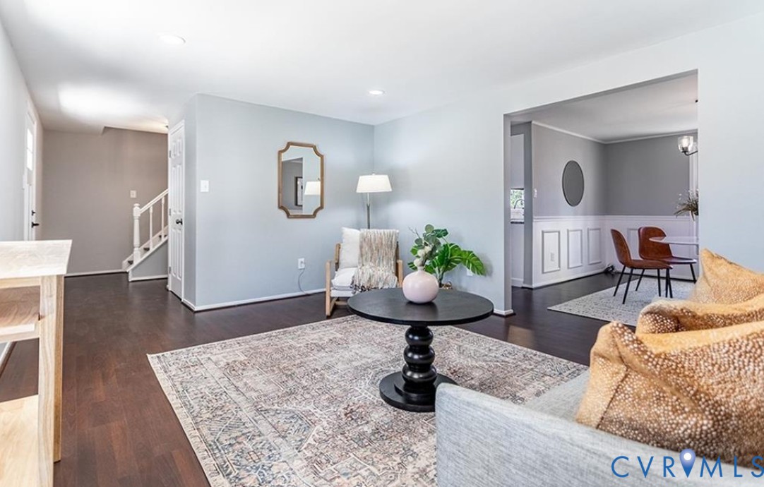 10312 Genlou Road Chesterfield, VA 23832 - Photo 2 of 18 Front Living Room