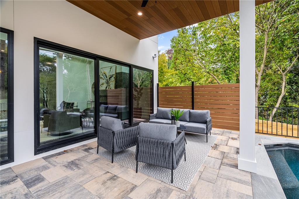 19 Spruell Springs Road Atlanta, GA 30342 - Photo 21 of 32