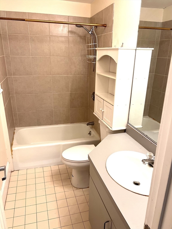 29 Division Street, Unit 3 Chelsea, MA 02150 - Photo 8 of 16 Gallery Image 8