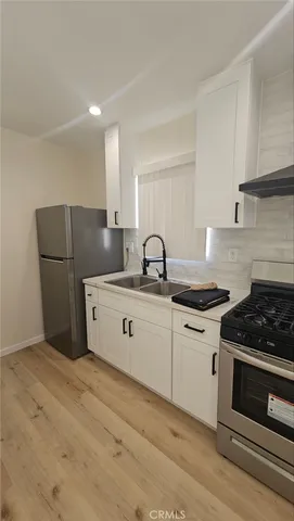 a close view of sink and tap