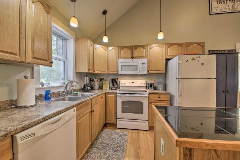 15 Flag Cove Road Dover-Foxcroft, ME 04426 - Photo 9 of 20 Kitchen