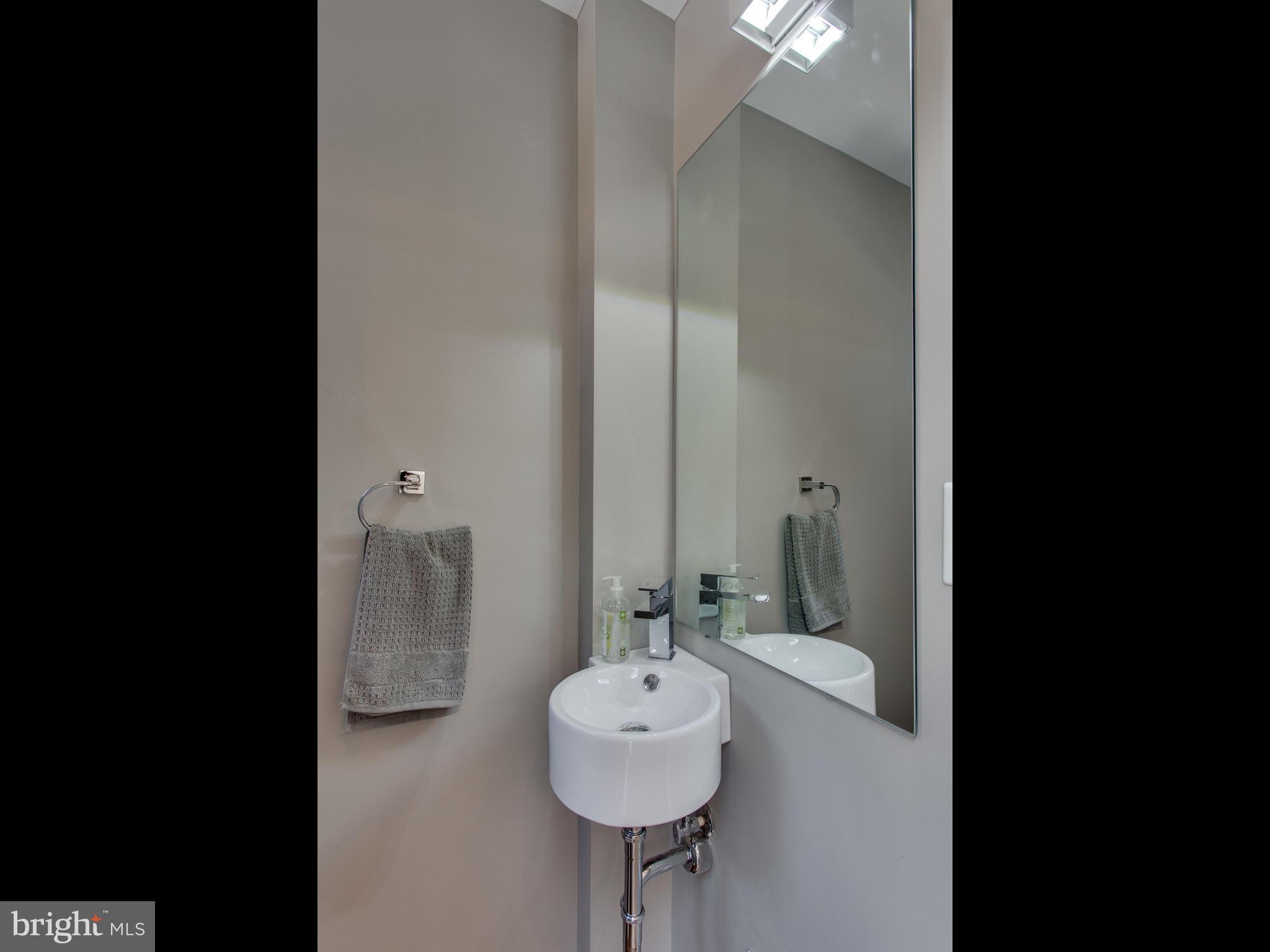 706 Decatur Place Northeast Washington, DC 20017 - Photo 9 of 23 Powder Room