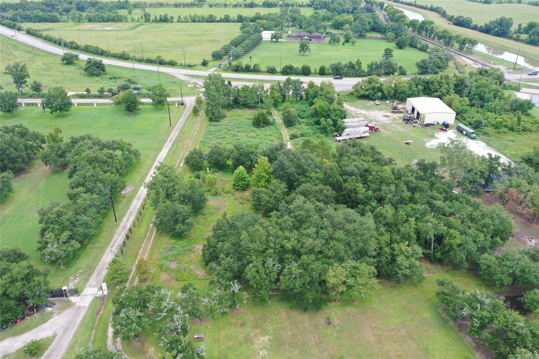 5110 Barbers Hill Road Baytown, TX 77521 - Photo 7 of 50