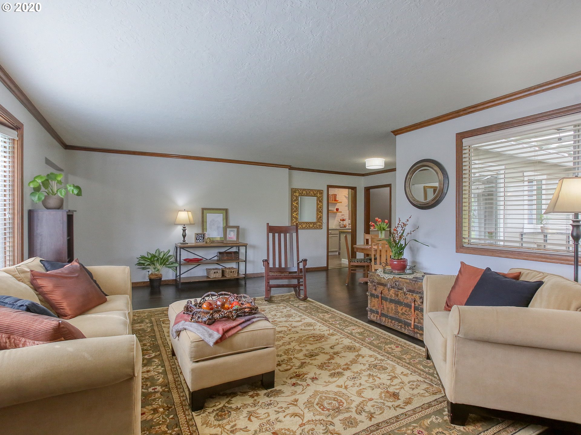 5939 Southwest Taylors Ferry Road Portland, OR 97219 - Photo 3 of 32 Gallery Image 3