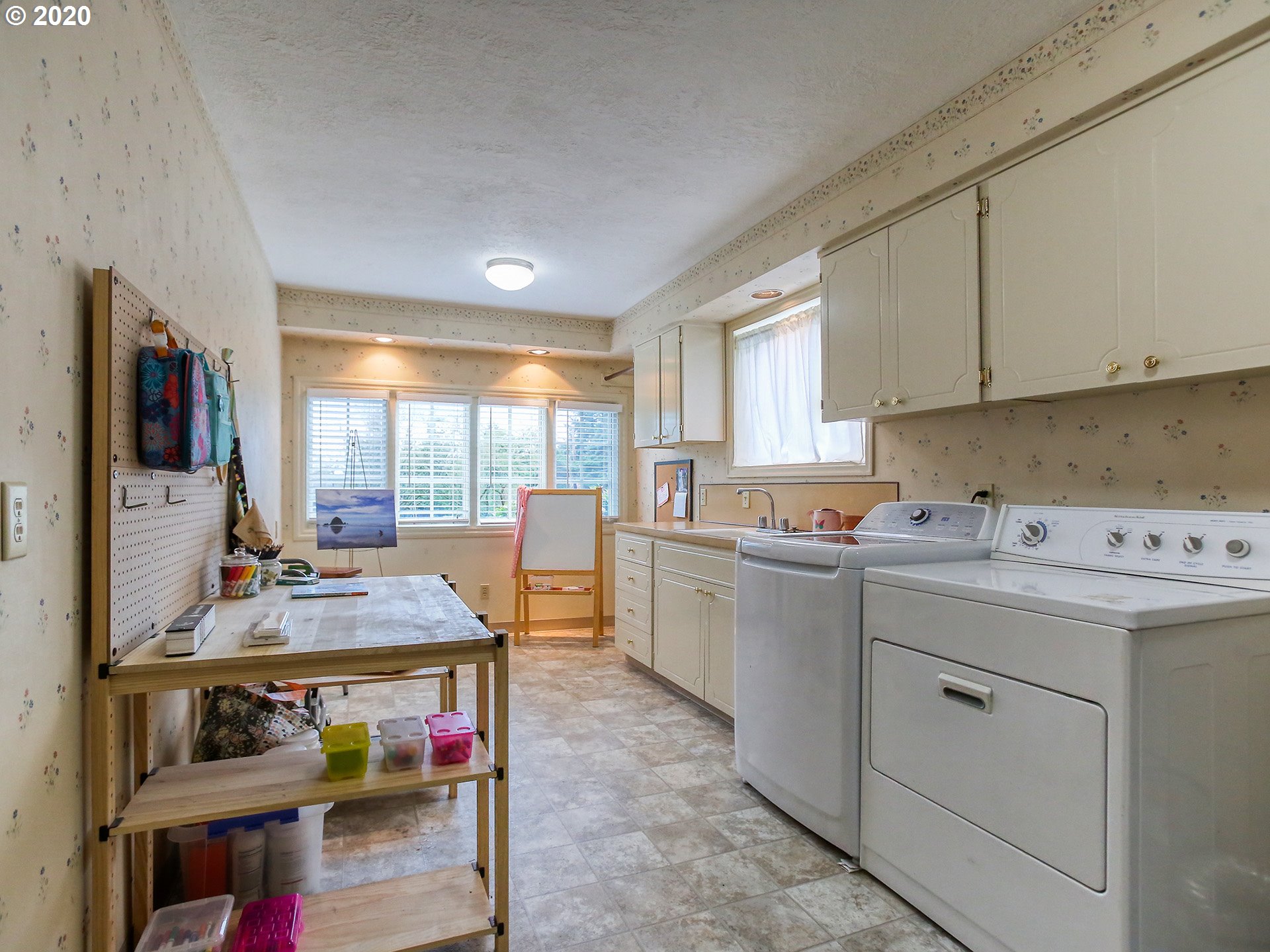 5939 Southwest Taylors Ferry Road Portland, OR 97219 - Photo 23 of 32 Gallery Image 23