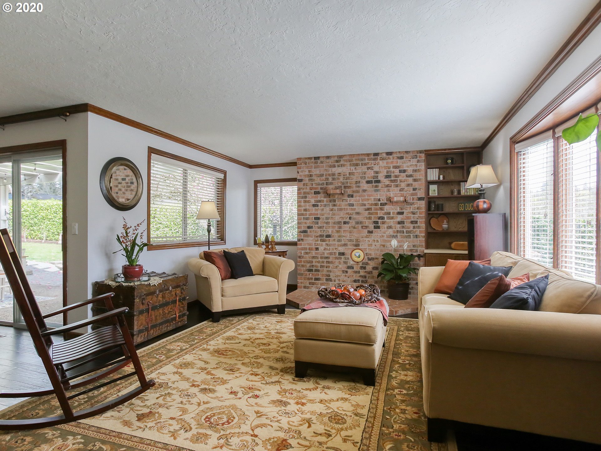 5939 Southwest Taylors Ferry Road Portland, OR 97219 - Photo 4 of 32 Gallery Image 4