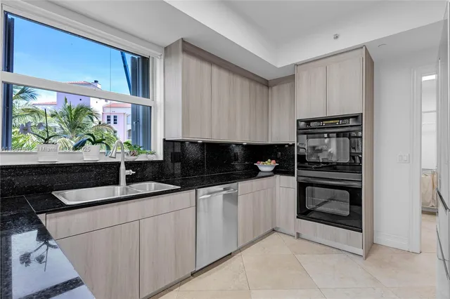 $2,870,000 | 727 Crandon Boulevard, Unit 401, Key Biscayne, FL 33149