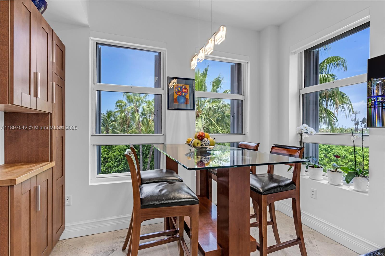 727 Crandon Boulevard, Unit 401 Key Biscayne, FL 33149 - Photo 14 of 57