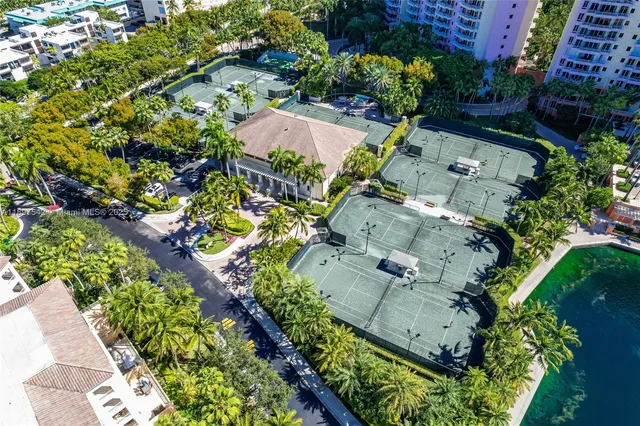 $2,870,000 | 727 Crandon Boulevard, Unit 401, Key Biscayne, FL 33149