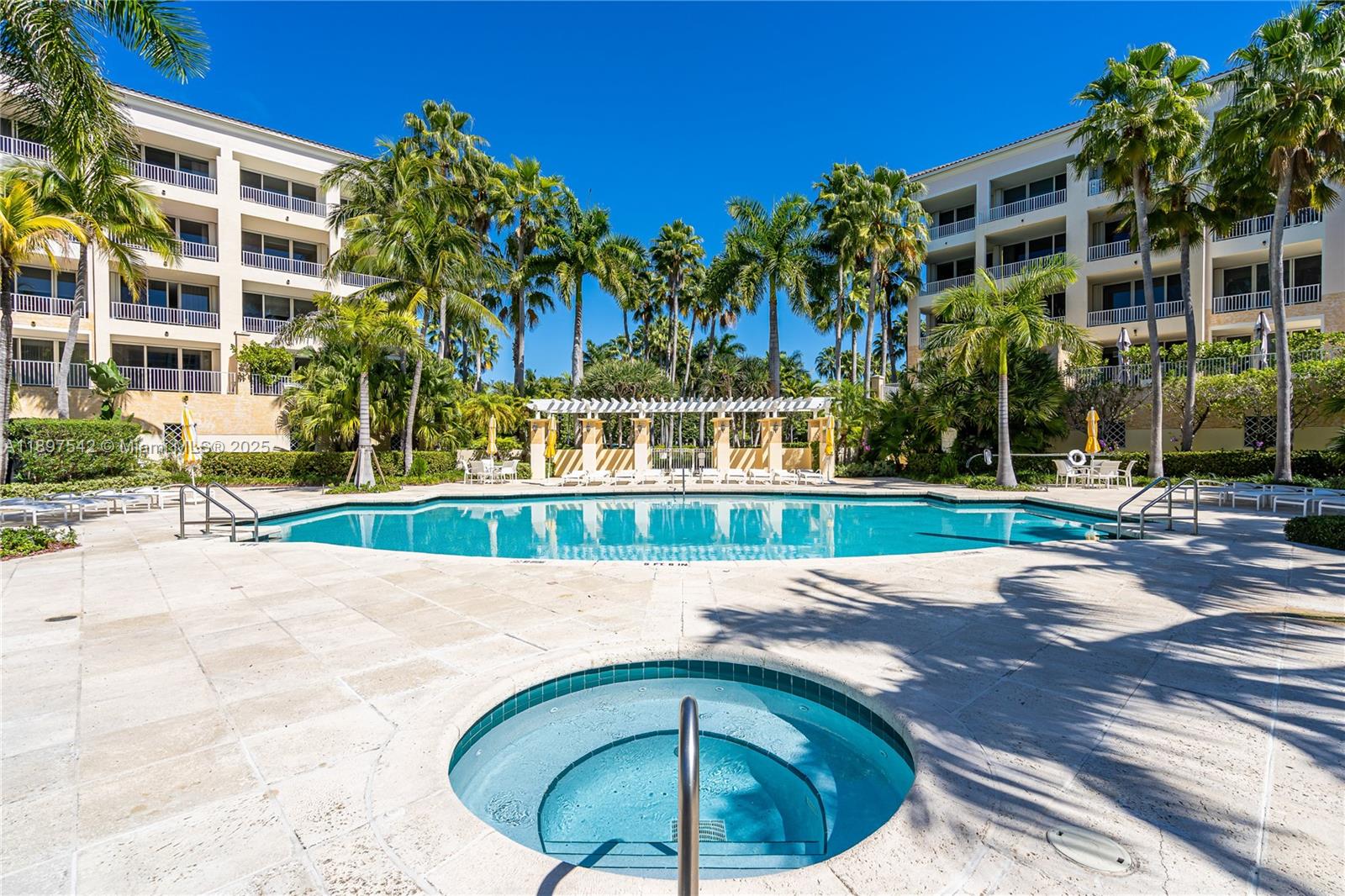 727 Crandon Boulevard, Unit 401 Key Biscayne, FL 33149 - Photo 46 of 57