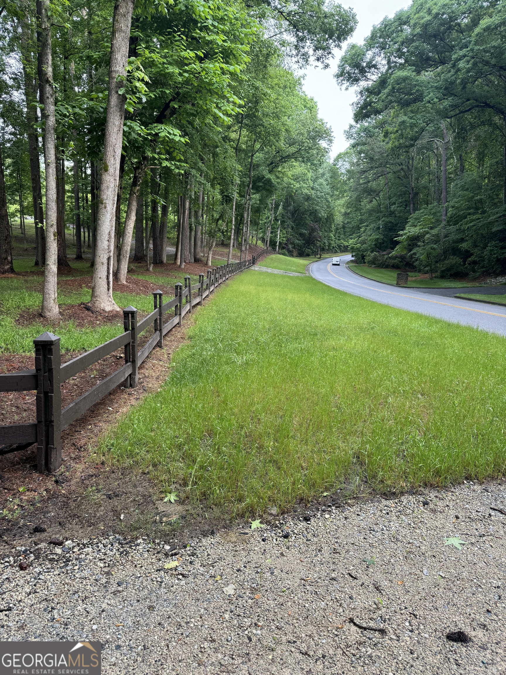 1542 Silver Hill Road Stone Mountain, GA 30087 - Photo 5 of 40 a view of park space