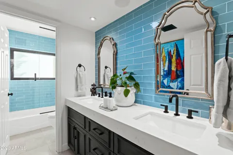 $2,195,000 | 3127 East Sierra Madre Way, Phoenix, AZ 85016