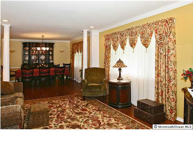 23 Ivy Hill Road Red Bank, NJ 07701 - Photo 3 of 25 Additional Photo