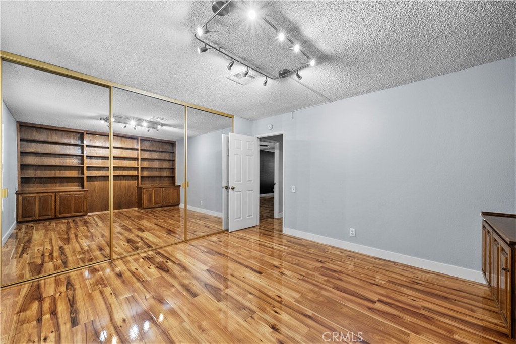 42805 15th Street West Lancaster, CA 93534 - Photo 17 of 28