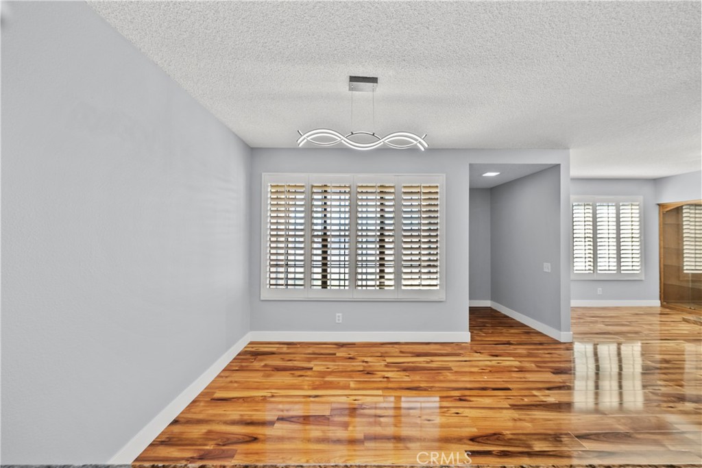 42805 15th Street West Lancaster, CA 93534 - Photo 5 of 28