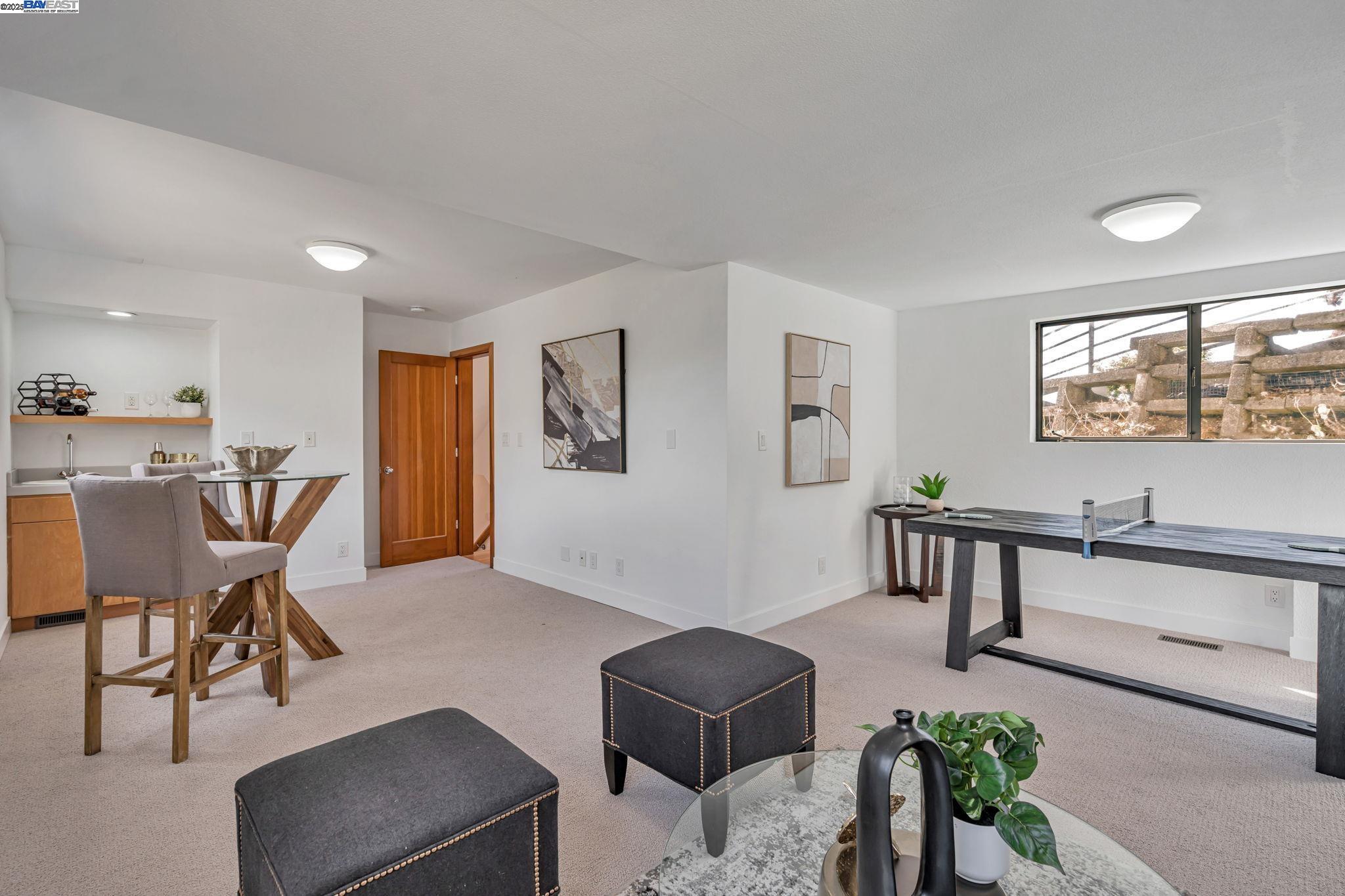 1522 Grand View Drive Berkeley, CA 94705 - Photo 11 of 56