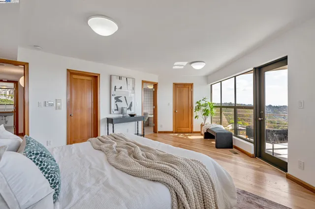 $1,895,000 | 1522 Grand View Drive, Berkeley, CA 94705