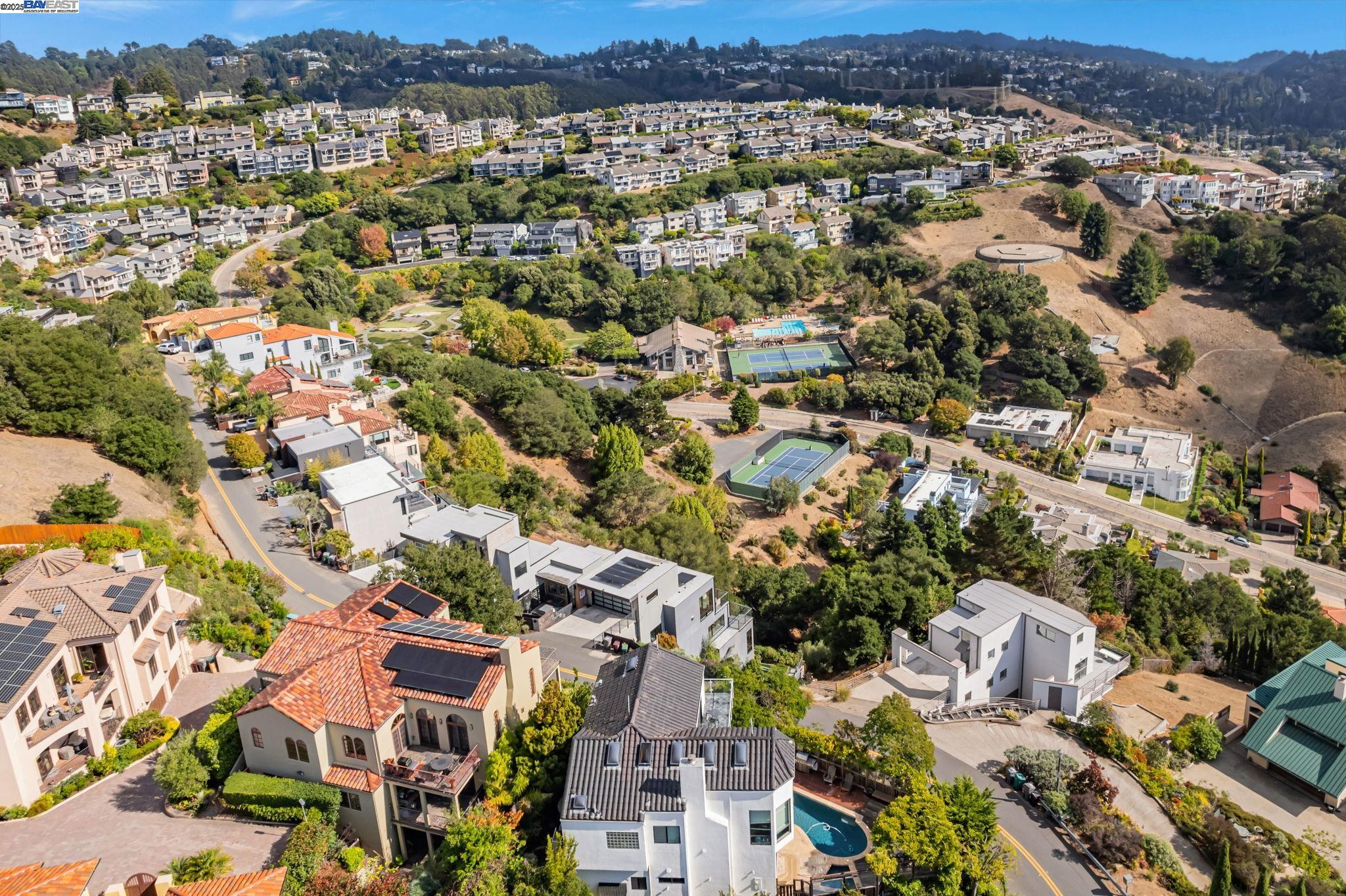 1522 Grand View Drive Berkeley, CA 94705 - Photo 3 of 56