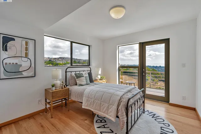 $1,895,000 | 1522 Grand View Drive, Berkeley, CA 94705