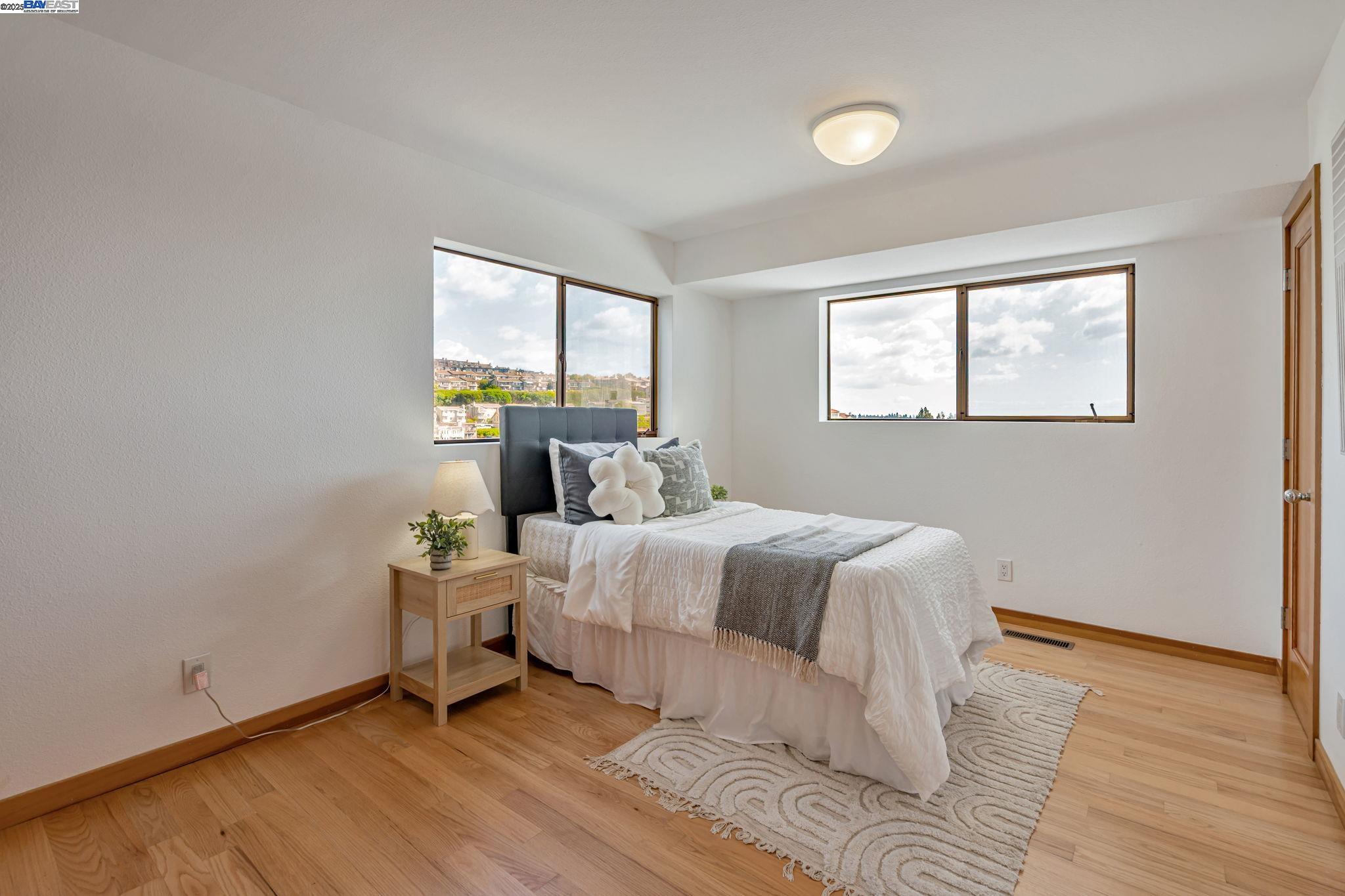 1522 Grand View Drive Berkeley, CA 94705 - Photo 34 of 56