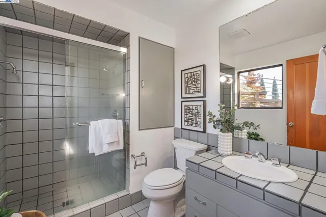 $1,895,000 | 1522 Grand View Drive, Berkeley, CA 94705