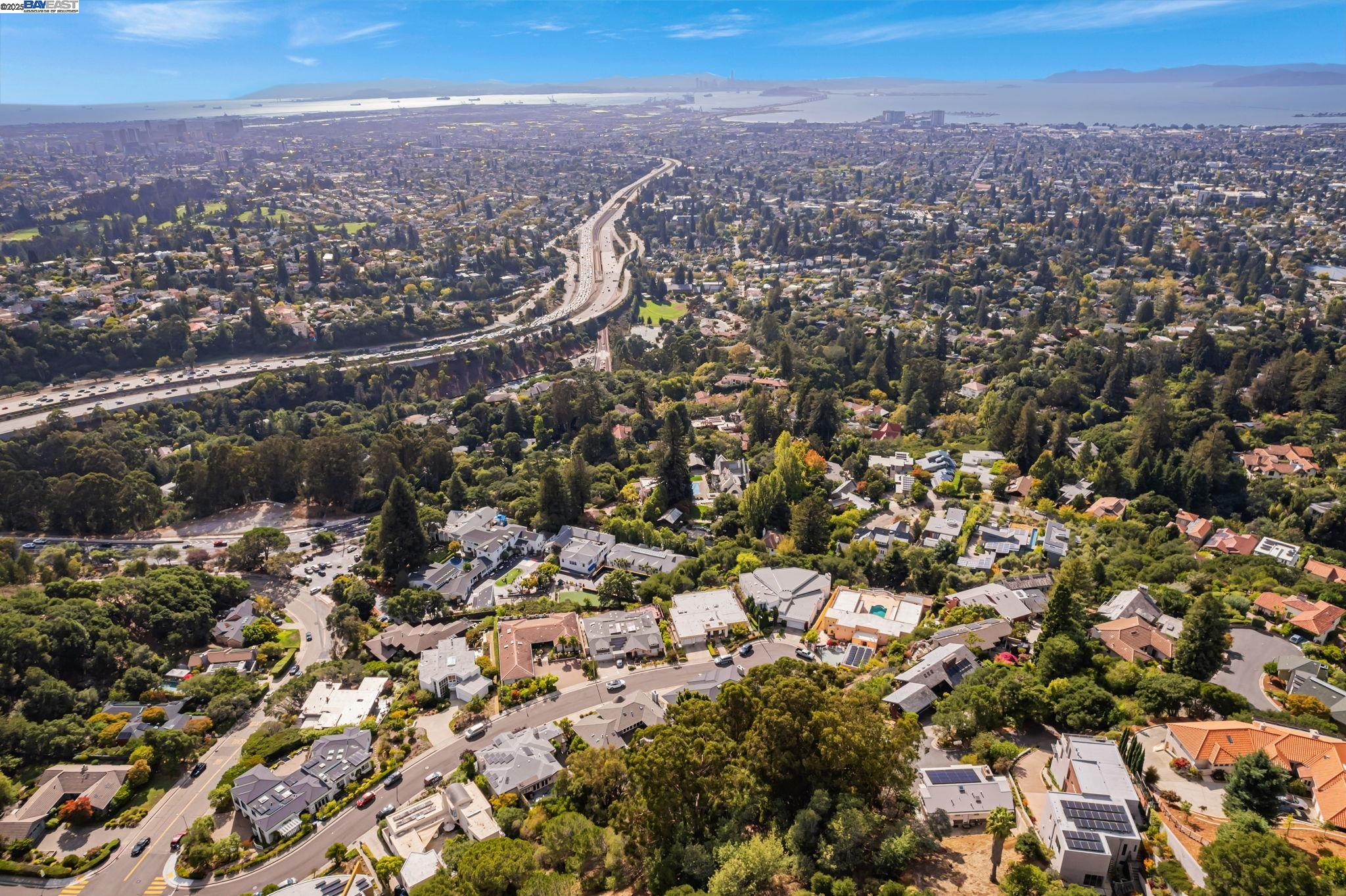 1522 Grand View Drive Berkeley, CA 94705 - Photo 4 of 56