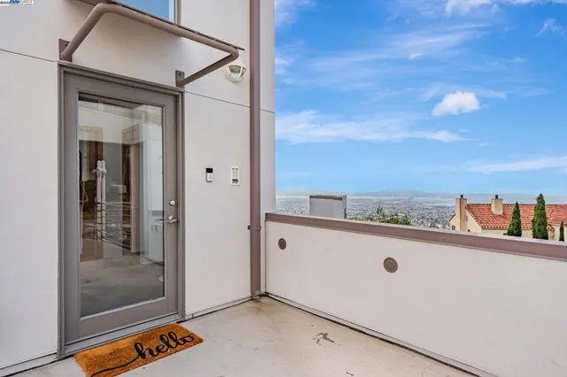 $1,895,000 | 1522 Grand View Drive, Berkeley, CA 94705