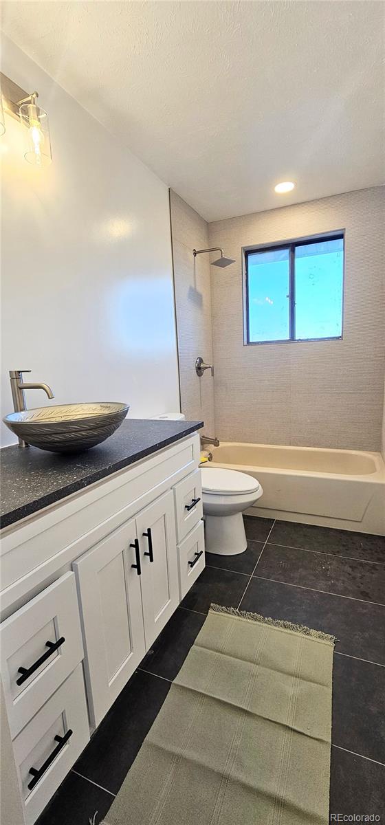 9040 North Raleigh Street Westminster, CO 80031 - Photo 6 of 10