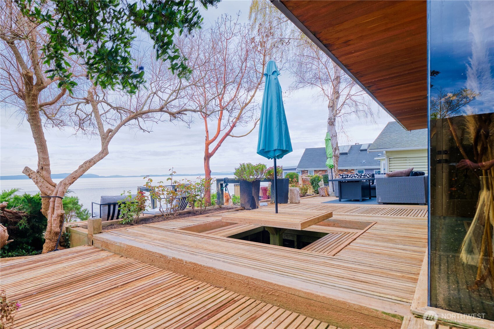 731 Kendor Drive Point Roberts, WA 98281 - Photo 9 of 40 a view of outdoor space with seating space