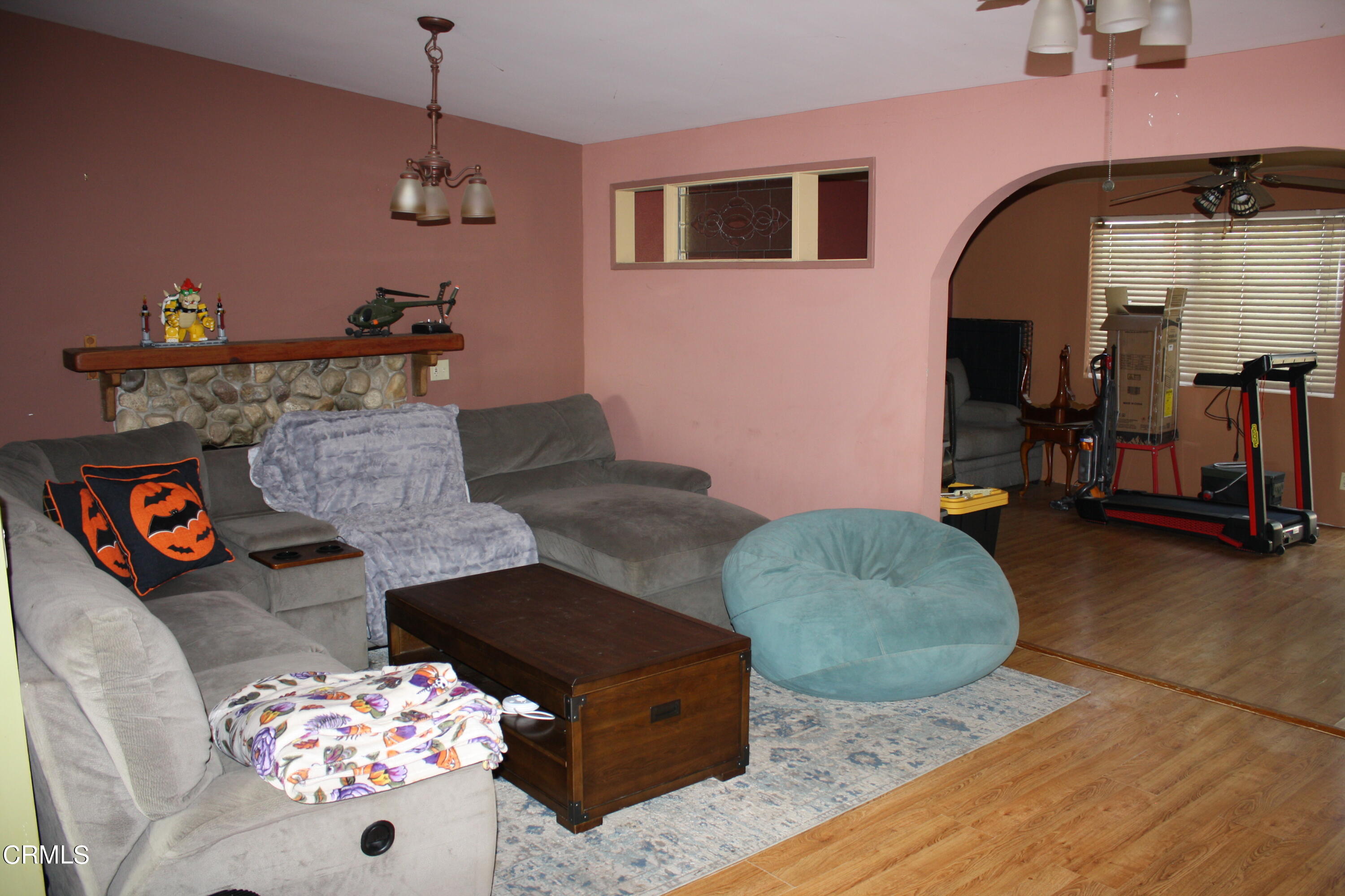 3500 Madera Place Oxnard, CA 93033 - Photo 4 of 9 a living room with furniture and a couch