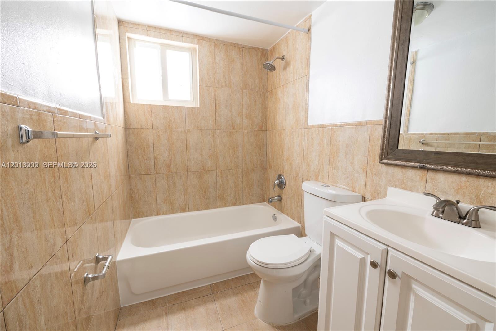 1091 Southwest 4th Street, Unit 1 Miami, FL 33130 - Photo 2 of 24