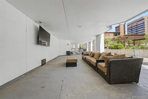 $550,000 | 1625 Larimer Street, Unit 2805, Denver, CO 80202
