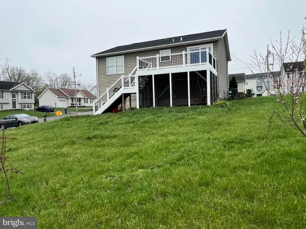 $2,300 | 262 Corvette Drive, Martinsburg, WV 25405
