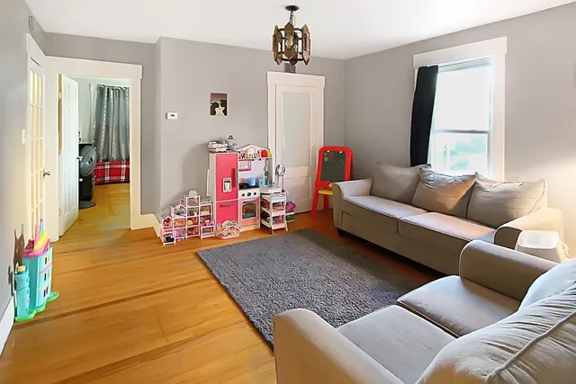 $599,000 | 486 Granite Street, Manchester, NH 03102