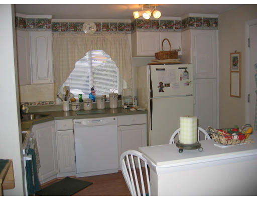 9 Jacqueline Road, Unit A Waltham, MA 02452 - Photo 8 of 9