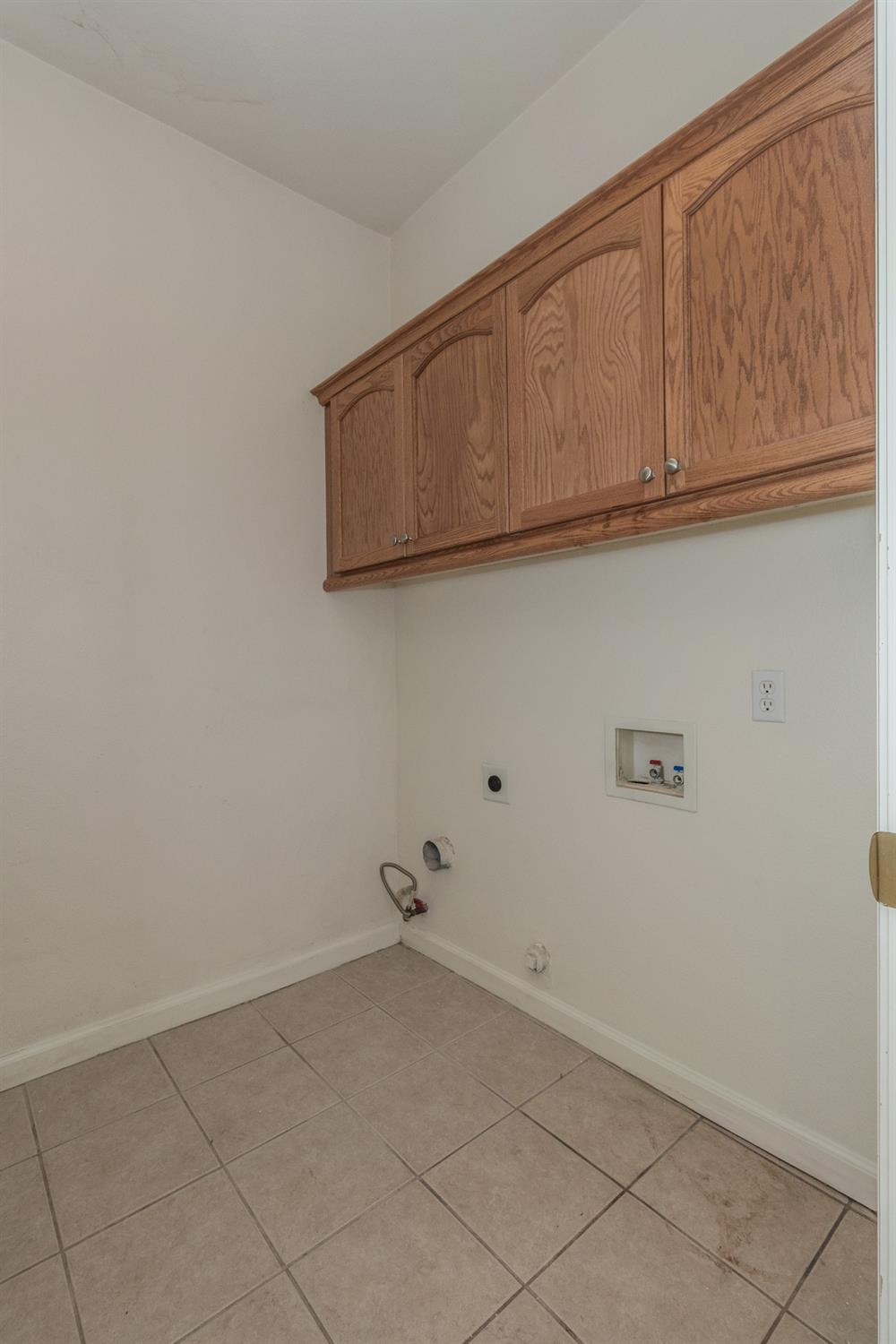 114 Twins Court Reedley, CA 93654 - Photo 17 of 25 Gallery Image 17