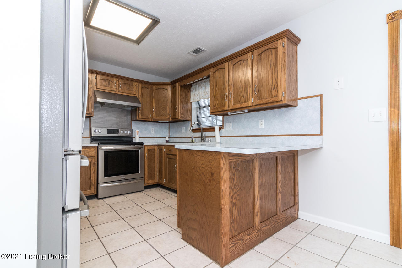 4075 Old Ekron Road Brandenburg, KY 40108 - Photo 13 of 43 7H9A5468