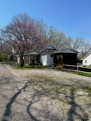 $174,000 | 9267 South Water Street, Knightstown, IN 46148