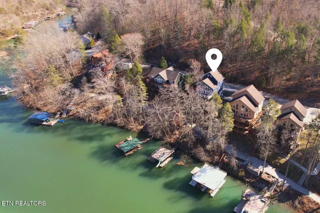$1,100,000 | 143 North Bridge Lane, La Follette, TN 37766