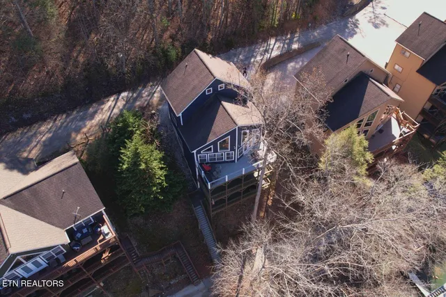 $1,100,000 | 143 North Bridge Lane, La Follette, TN 37766