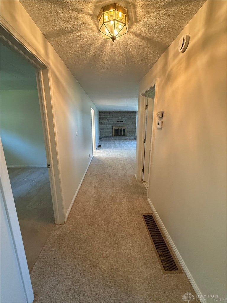 6162 Prairie Road Springfield, OH 45502 - Photo 11 of 40 Gallery Image 11