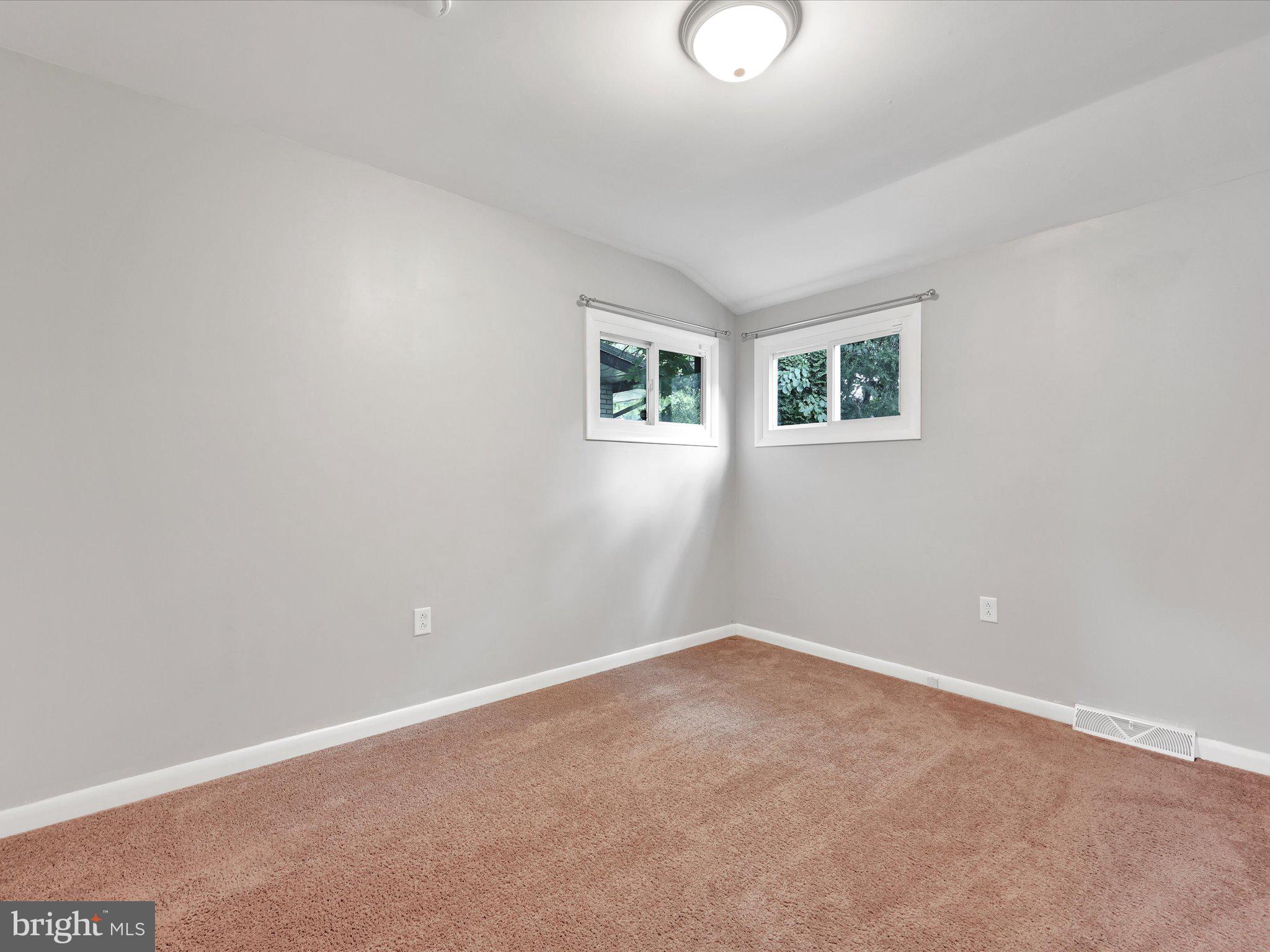 405 Millersville Road Lancaster, PA 17603 - Photo 17 of 29 Gallery Image 17