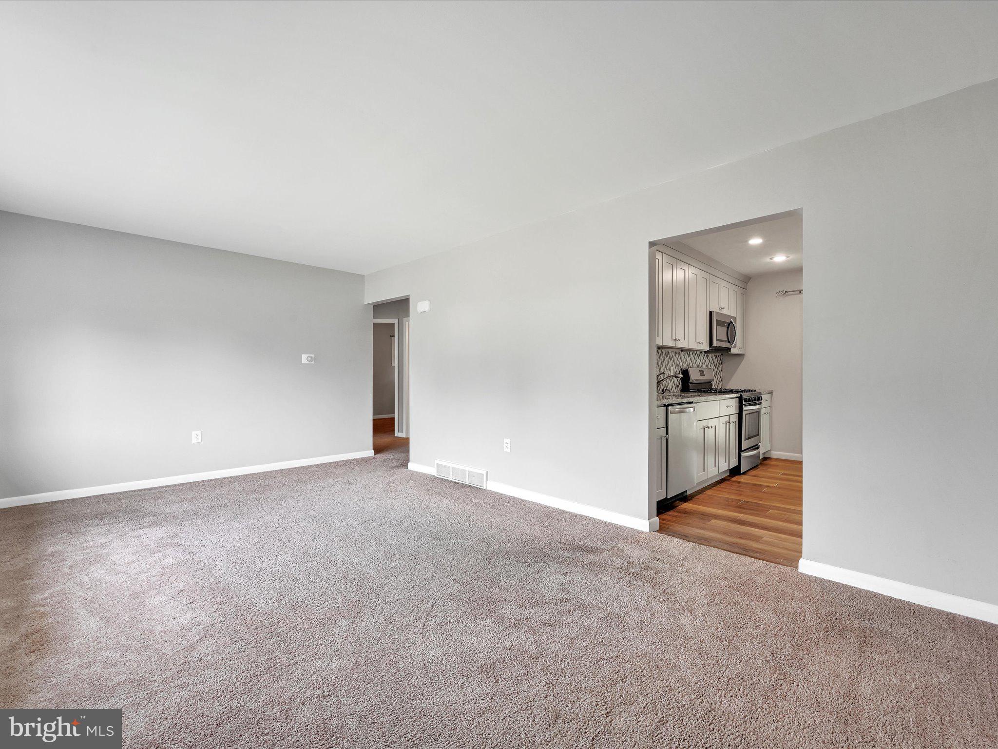 405 Millersville Road Lancaster, PA 17603 - Photo 8 of 29 Gallery Image 8