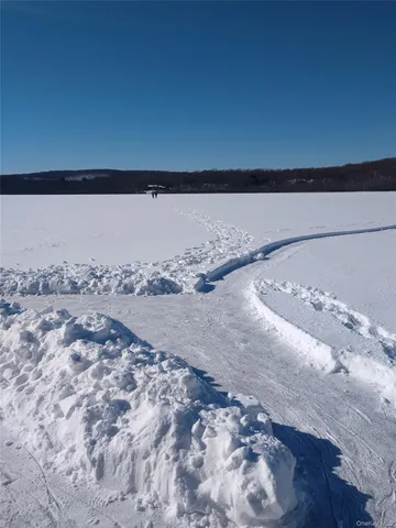 a close view of sink