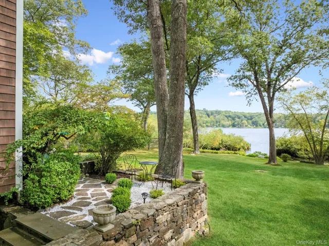 a view of a garden with a patio