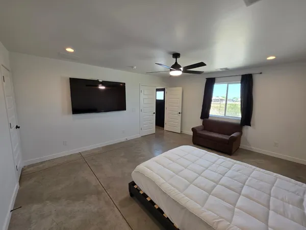 $2,200 | 2061 West Daniel Road, Unit 2, San Tan Valley, AZ 85144