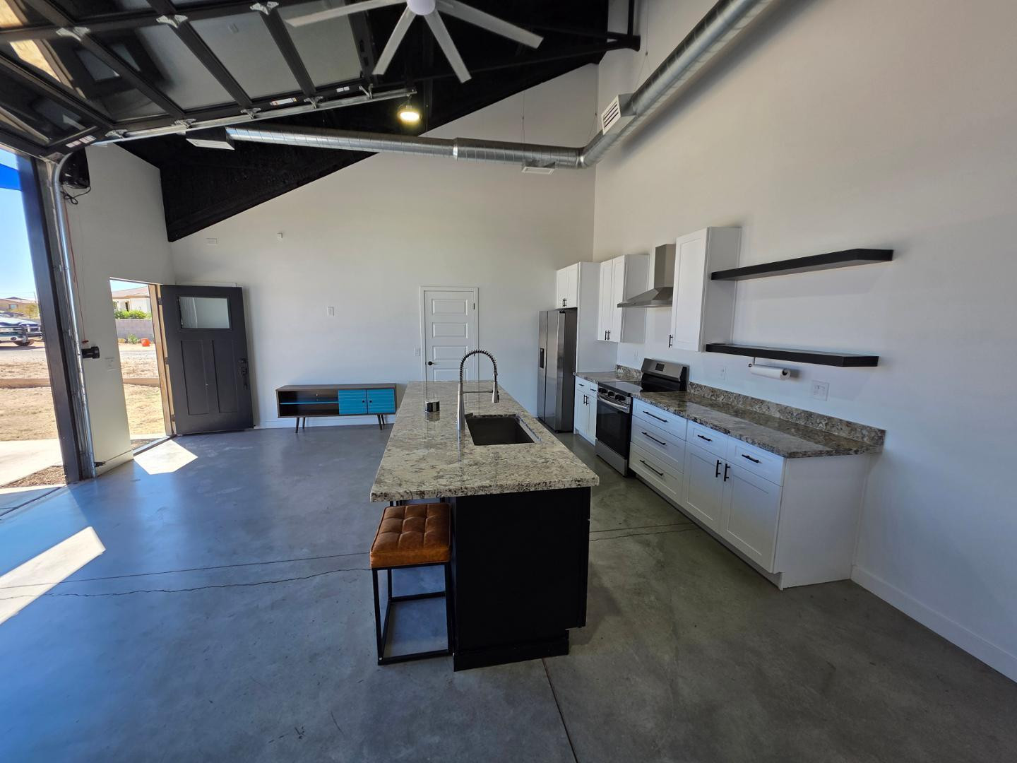 2061 West Daniel Road, Unit 2 San Tan Valley, AZ 85144 - Photo 4 of 25 Photo #4