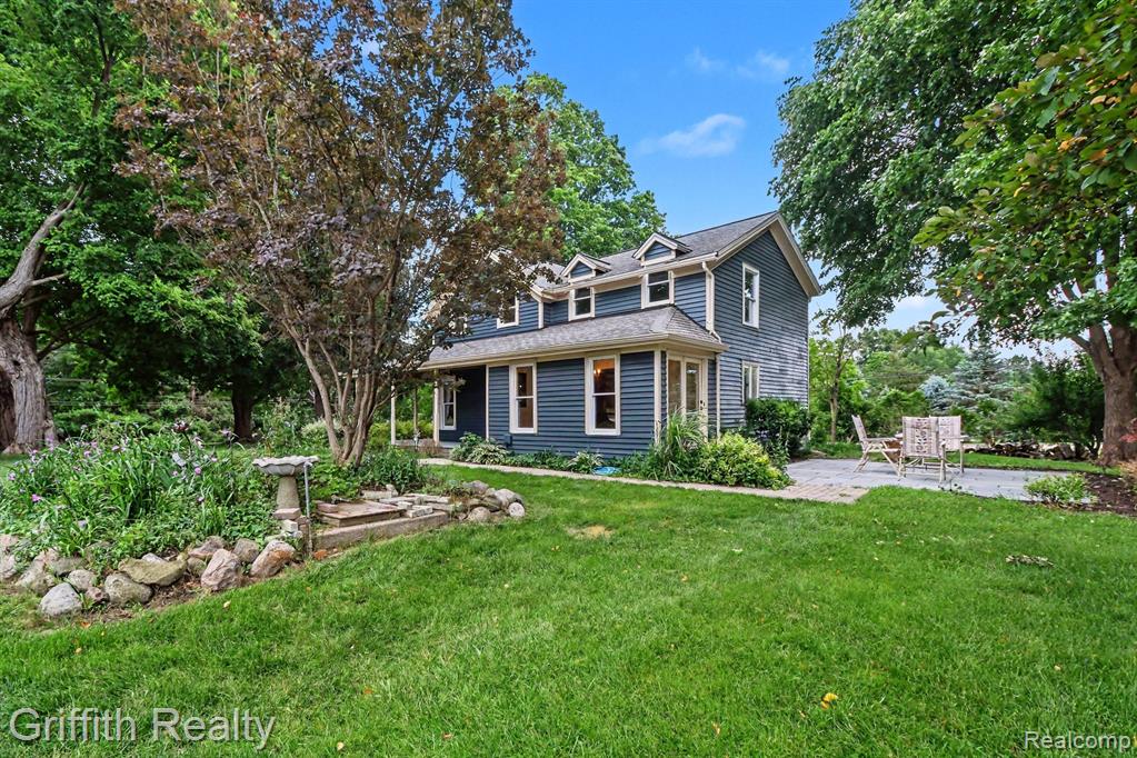 3970 Van Amberg Road Brighton, MI 48114 - Photo 29 of 42