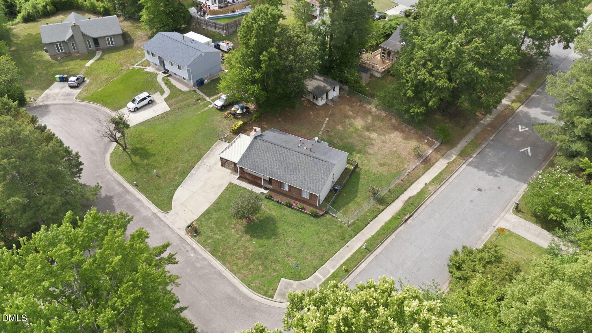 3909 Old Creek Court Raleigh, NC 27604 - Photo 5 of 35