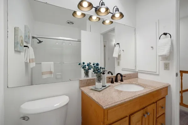 $399,999 | 1411 Creekside Drive, Unit 2, Walnut Creek, CA 94596